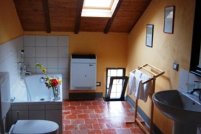 Tenuta Rivalazzo Vendégház Noceto Kültér fotó